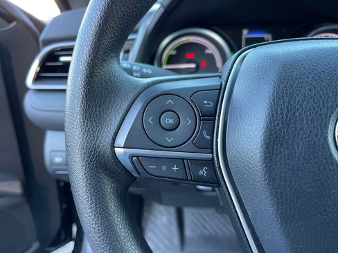 Used 2023 Toyota Camry LE image 21