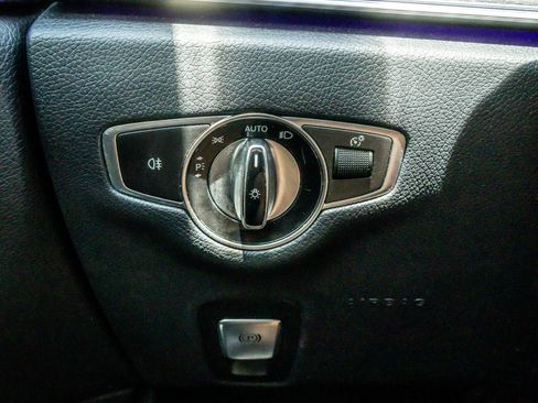 Used 2018 Mercedes-Benz E 300 4MATIC image 20