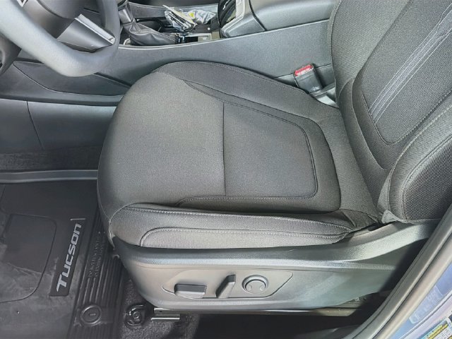 New 2026 Hyundai Tucson SEL FWD image 19