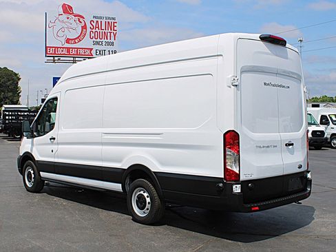 Used 2024 Ford Transit 250 148 High Roof Extended w/ Load Area Protection Package RWD image 4