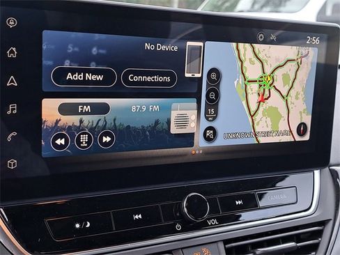 Used 2024 Nissan Altima 2.5 SR w/ SR Premium Package image 19