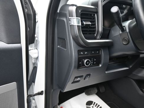 Used 2024 Ford F250 Lariat w/ Lariat Ultimate Package image 19