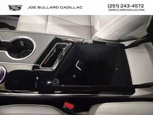 New 2026 Cadillac Lyriq Sport w/ LPO, Floor Liner Package AWD/4WD image 30