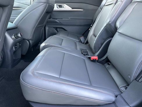 New 2025 Ford Explorer Active w/ Active Comfort Package image 20