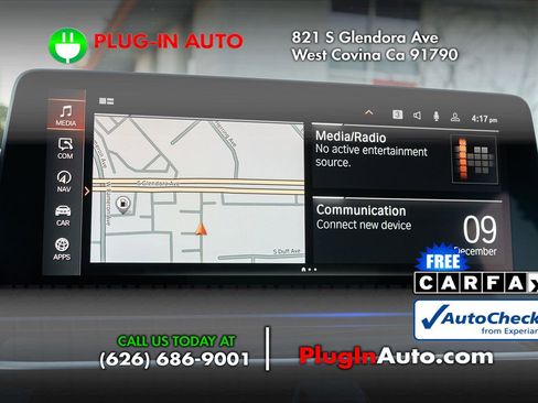 Used 2023 BMW 530i xDrive w/ Convenience Package image 28