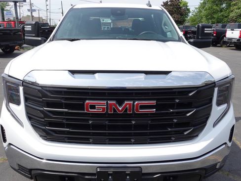 Used 2024 GMC Sierra 1500 Pro w/ Fleet Convenience Package AWD/4WD image 6