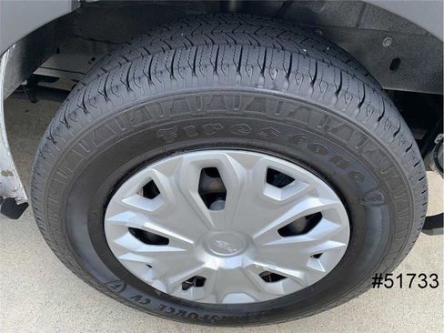 Used 2018 Ford Transit 150 XLT image 23