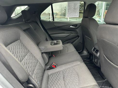 Used 2020 Chevrolet Equinox LT image 30