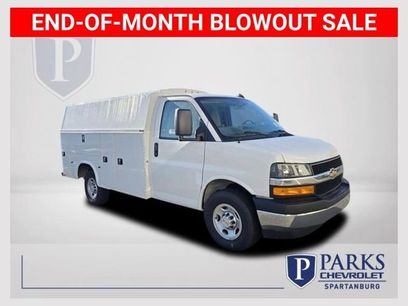 New 2025 Chevrolet Express 3500 w/ Power Convenience Package