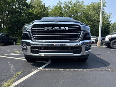 Certified 2025 RAM 1500 Laramie w/ Bed Utility Group AWD/4WD image 13