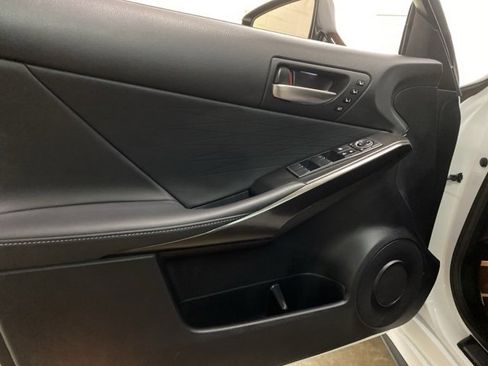 Used 2022 Lexus IS 350 F Sport image 14