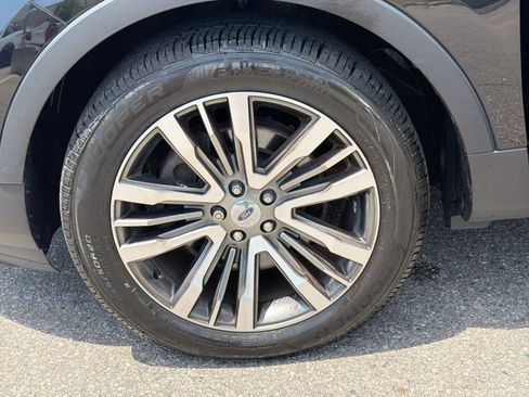 Used 2016 Ford Explorer Platinum AWD/4WD image 19