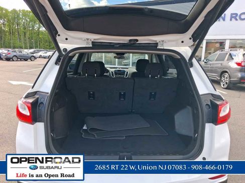 Used 2019 Chevrolet Equinox LT AWD/4WD image 9