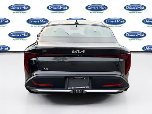 Used 2025 Kia K4 LXS image 6