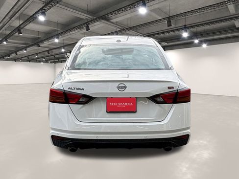 Used 2023 Nissan Altima 2.5 SR image 15