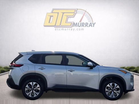 Used 2023 Nissan Rogue SV AWD/4WD image 4