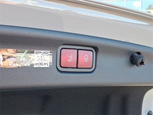 New 2026 Mercedes-Benz C 300 4MATIC Sedan image 23