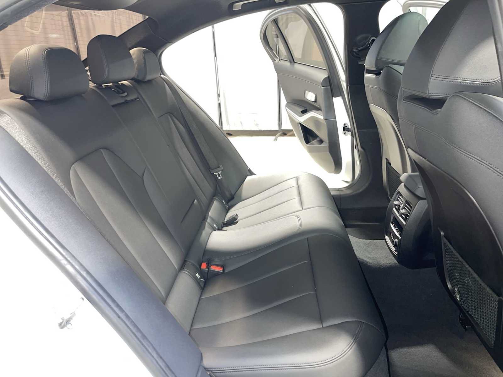 Used 2020 BMW 330i xDrive Sedan w/ Driving Assistance Package AWD/4WD image 13