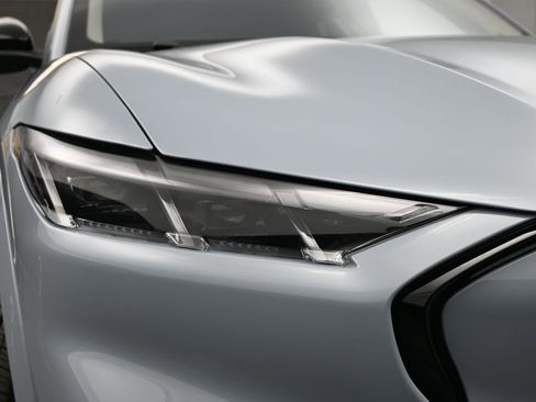 New 2025 Ford Mustang Mach-E Premium image 13