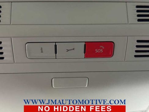 Used 2019 Volkswagen Jetta SEL Premium image 39