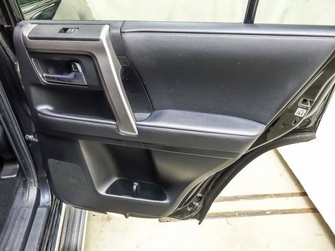 Used 2021 Toyota 4Runner Limited image 25
