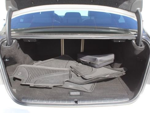 Used 2020 BMW 530e xDrive w/ Premium Package image 42