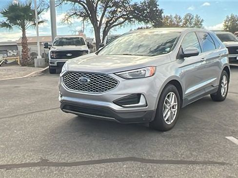 Used 2024 Ford Edge SEL image 7