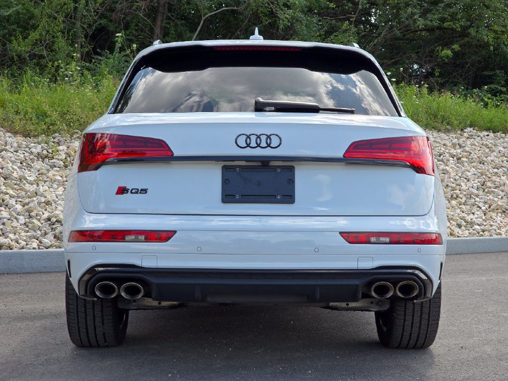 Certified 2024 Audi SQ5 Premium Plus AWD/4WD image 5