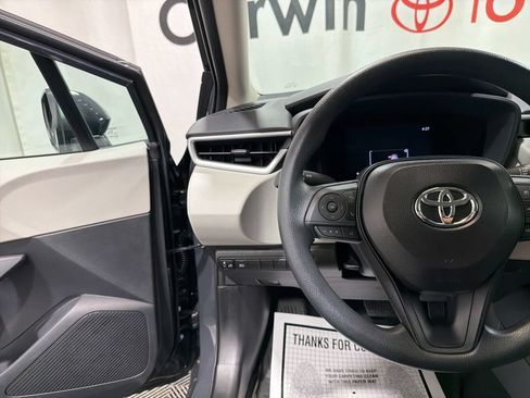 Used 2026 Toyota Corolla LE FWD image 24