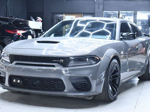 Used 2023 Dodge Charger Scat Pack RWD image 6