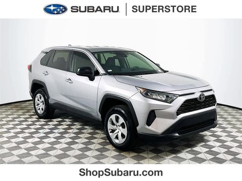 Used 2022 Toyota RAV4 LE w/ Carpet Mat Package (TMS) FWD image 1