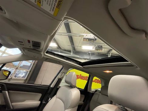 Used 2018 Subaru Forester 2.5i Limited image 13