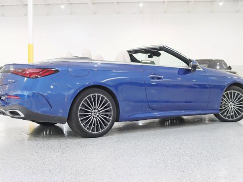 Used 2024 Mercedes-Benz CLE 300 4MATIC Cabriolet image 10