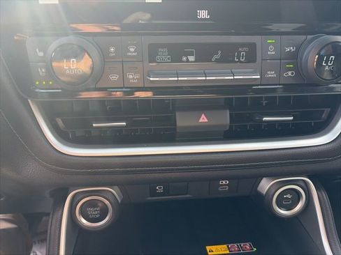 Used 2024 Toyota Grand Highlander Limited image 23