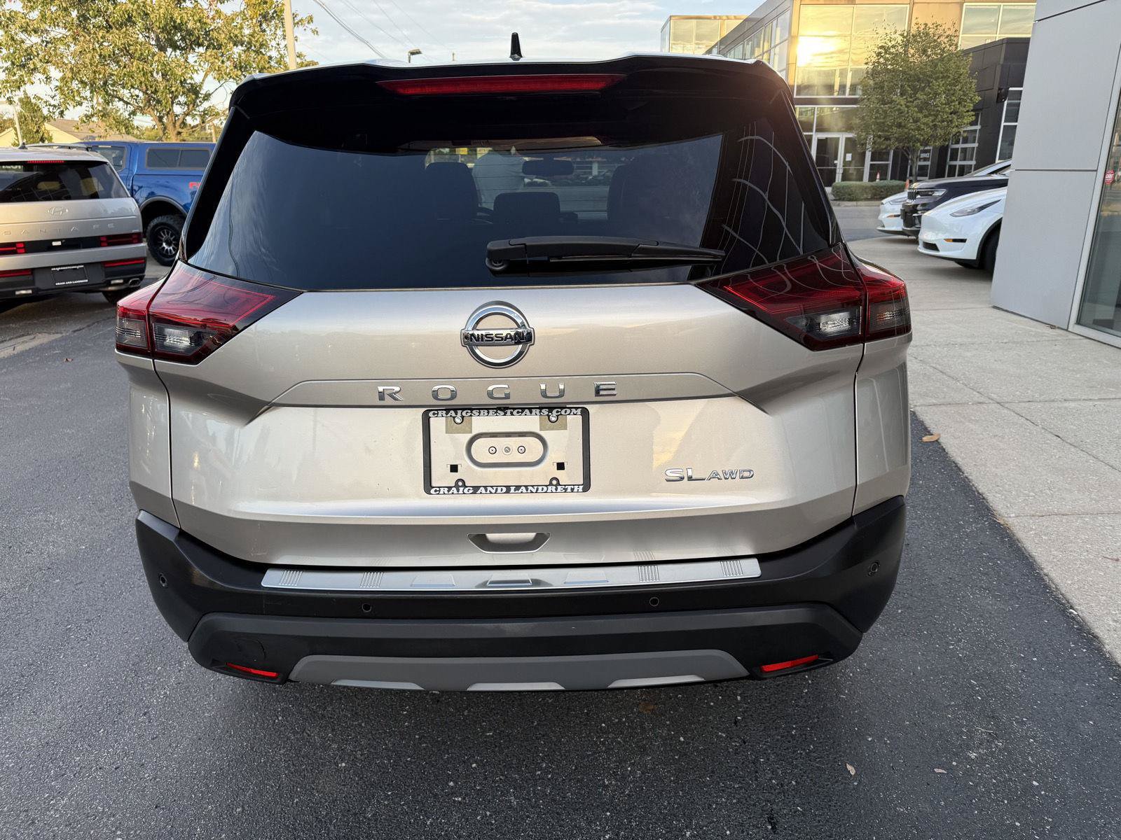 Used 2021 Nissan Rogue SL w/ Premium Package AWD/4WD image 7