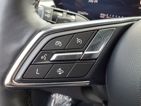 Used 2025 Buick Enclave Preferred AWD/4WD image 19
