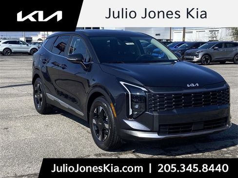 New 2026 Kia Sportage LX image 1