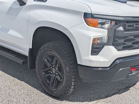 Certified 2025 Chevrolet Silverado 1500 Custom Trail Boss w/ LPO, Dark Essentials Package image 10