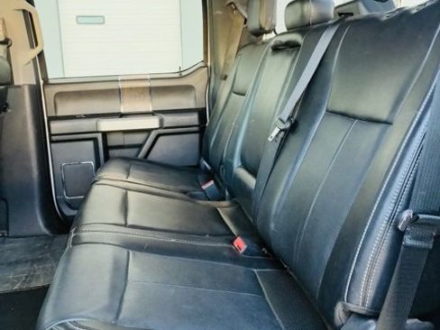 Used 2020 Ford F250 Lariat image 15