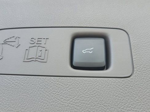 Certified 2023 Lincoln Corsair FWD image 9