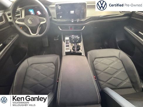 Used 2024 Volkswagen Atlas Cross Sport SE AWD/4WD image 16