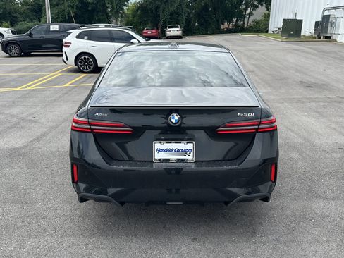 Certified 2024 BMW 530i xDrive w/ M Sport Package AWD/4WD image 9