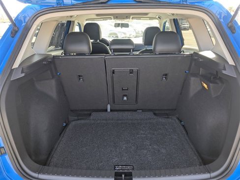 Used 2022 Volkswagen Taos SE image 13