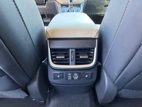 Used 2024 Subaru Outback Limited AWD/4WD image 25