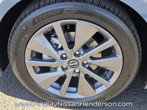 New 2026 Nissan Sentra SL w/ Floor Mat Package FWD image 6