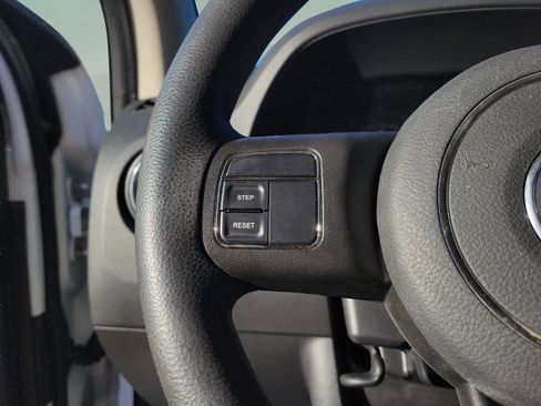 Used 2014 Jeep Compass Sport w/ Power Value Group image 13