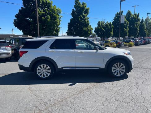 Used 2021 Ford Explorer Limited w/ Hybrid Equipment Group 310A AWD/4WD image 6