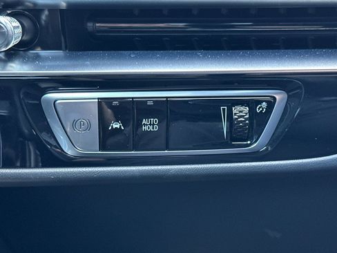 Certified 2026 Cadillac Lyriq Signature Sport w/ LPO, Floor Liner Package image 36