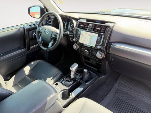 Used 2023 Toyota 4Runner TRD Off-Road Premium w/ Moonroof Package AWD/4WD image 27