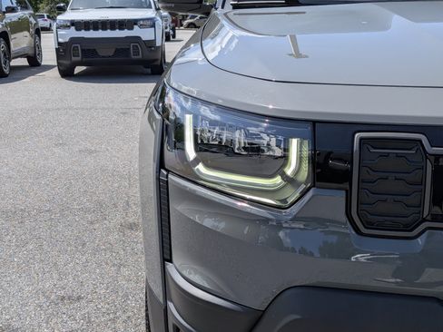 New 2026 Jeep Cherokee Overland AWD/4WD image 8